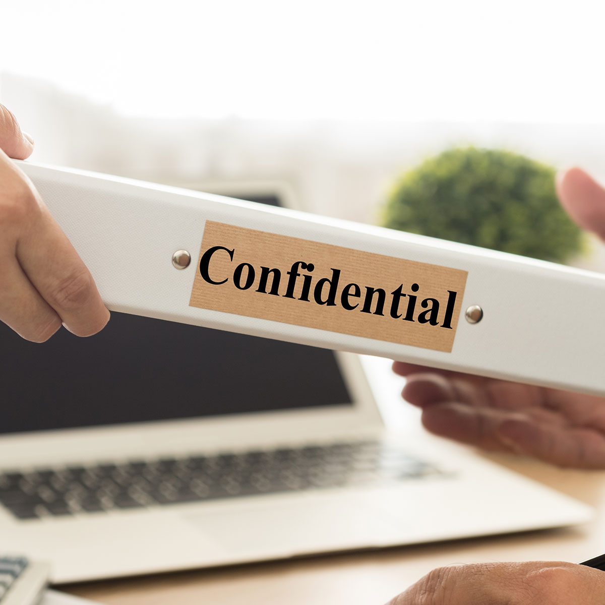 How-to-Maintain-Confidentiality-when-Selling-a-Business How-to-Maintain-Confidentiality-when-Selling-a-Business